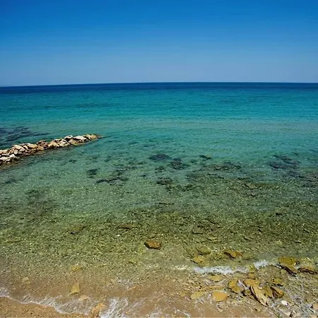 Amboula Tragaki